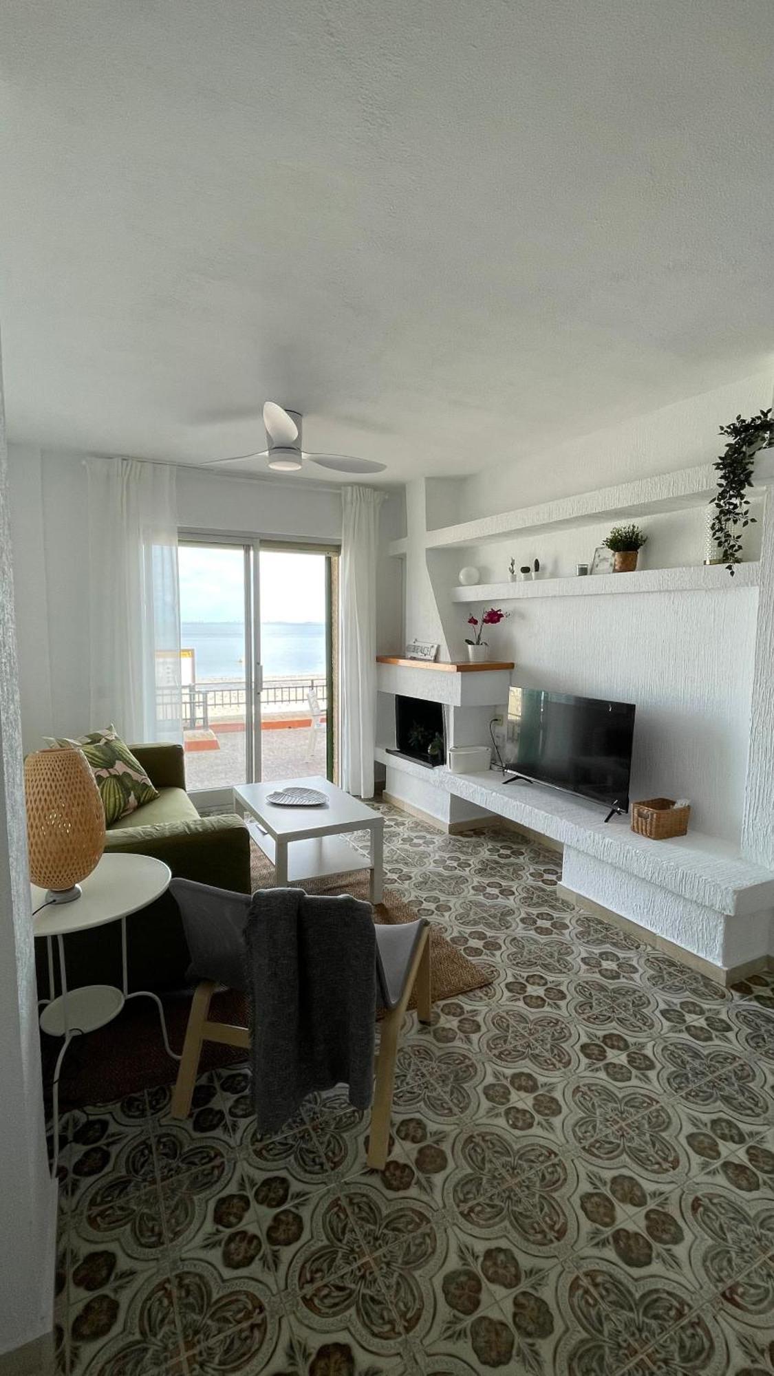 Charming Beachfront Apartment Μούρθια Εξωτερικό φωτογραφία